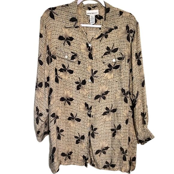 Jones & Co Button Up Black & Cream Floral Button Down Blouse, Plus Size 14 - Picture 1 of 4